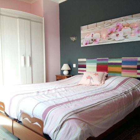 Bed and Breakfast La Maison Bretonne, Chez Pascal & Brigitte Pleslin-Trigavou Exterior foto